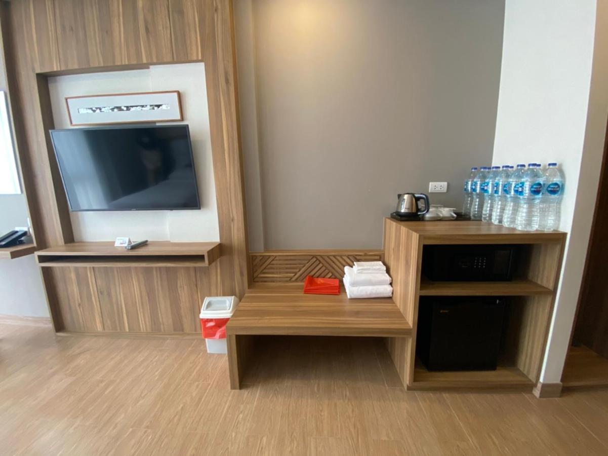 Rnp Pool Hotel Bangkok Ngoại thất bức ảnh